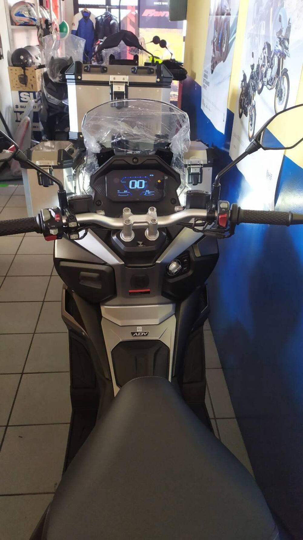 Voge Sfida SR1 ADV (2023 - 26) (4)