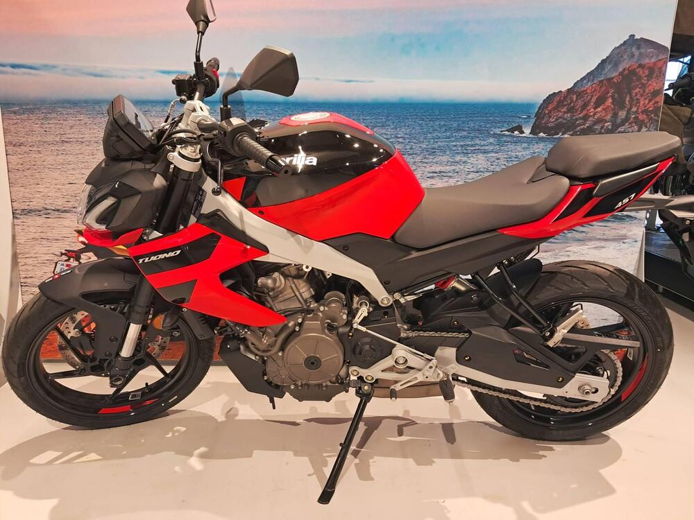 Aprilia Tuono 457 (2025 - 26) (6)