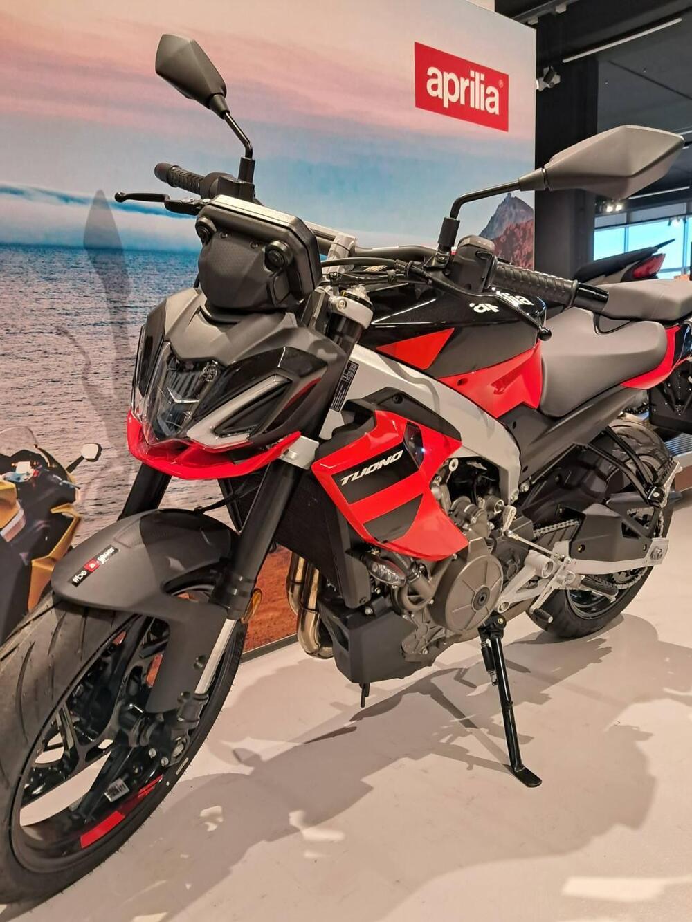 Aprilia Tuono 457 (2025 - 26) (8)