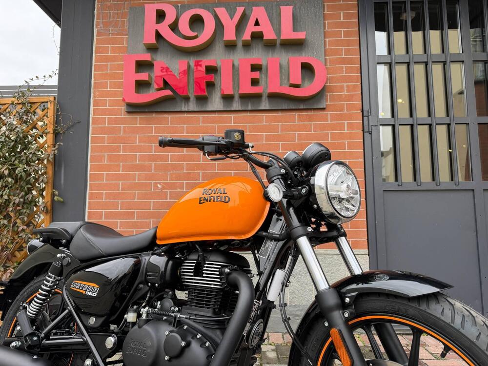 Royal Enfield Meteor 350 (2021 - 26) (3)
