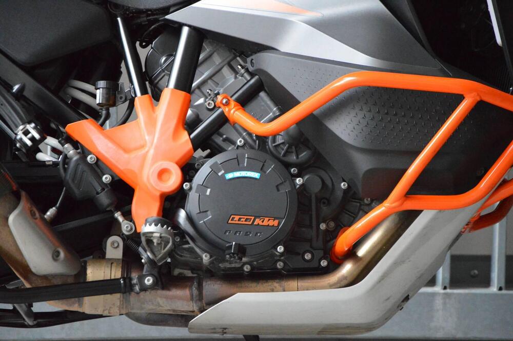 KTM 1290 Super Adventure S (2021) (5)