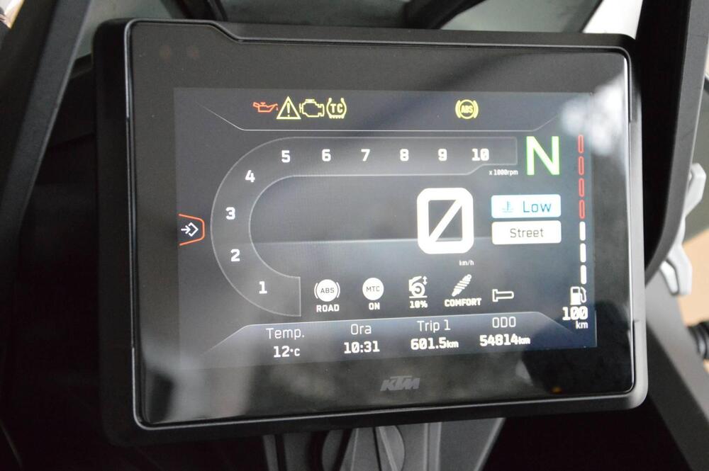 KTM 1290 Super Adventure S (2021) (11)