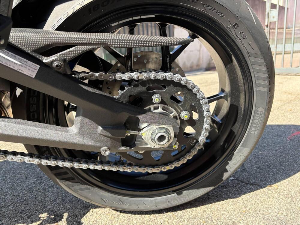 Ducati Monster 937 Senna (2024) (8)