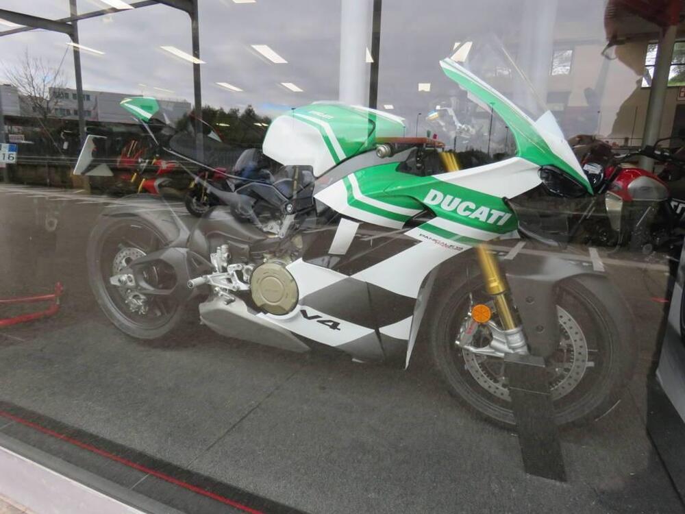 Ducati Panigale V4 Tricolore (2025 - 26) (3)