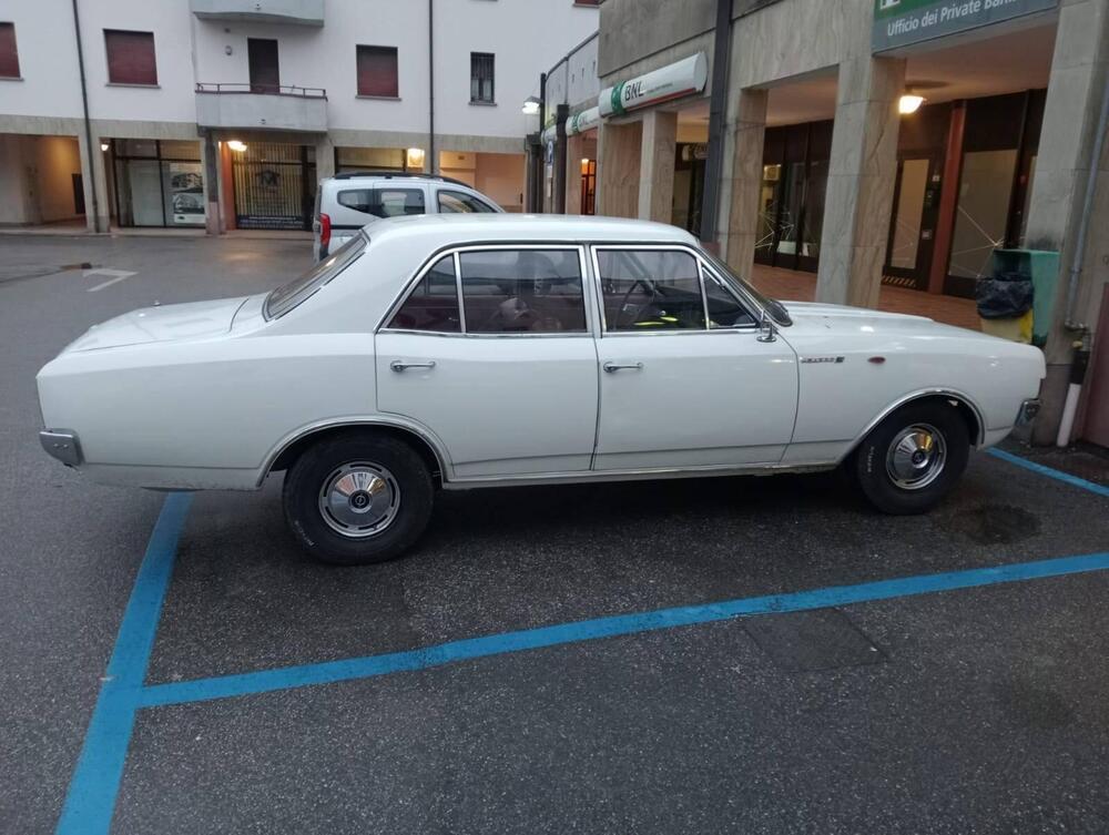 Opel Rekord d'epoca a Mantova (2)