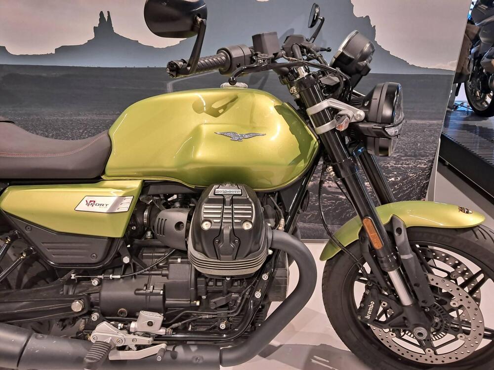 Moto Guzzi V7 Sport (2025 - 26) (4)