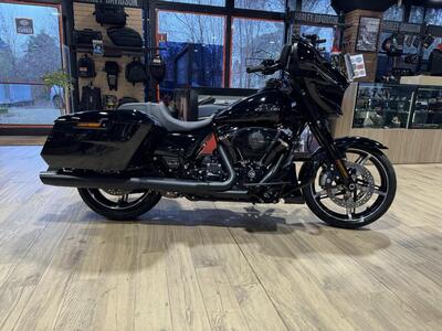 Harley-Davidson Street Glide (2024 - 26) usata