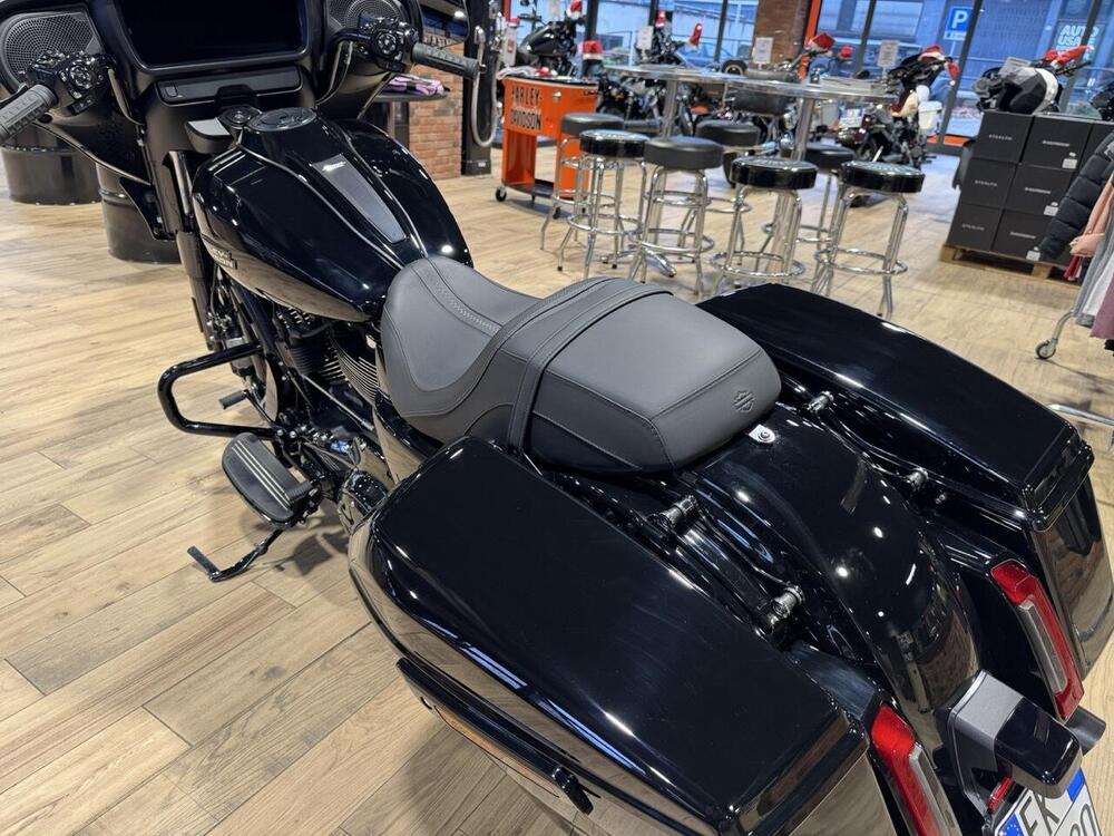 Harley-Davidson Street Glide (2024 - 26) (2)