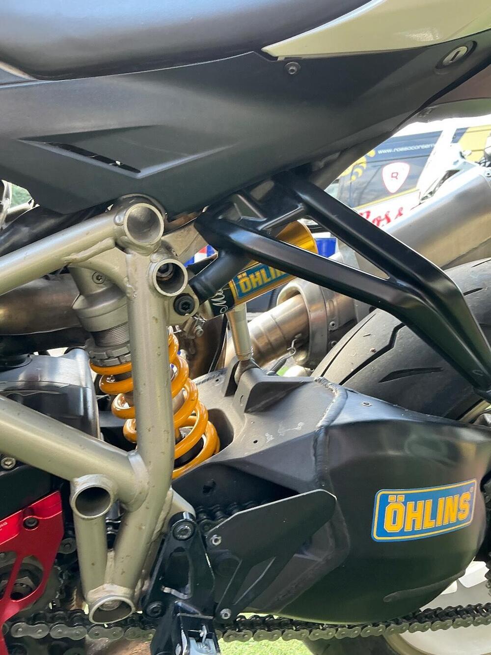 Ducati Streetfighter S (2009 - 14) (12)