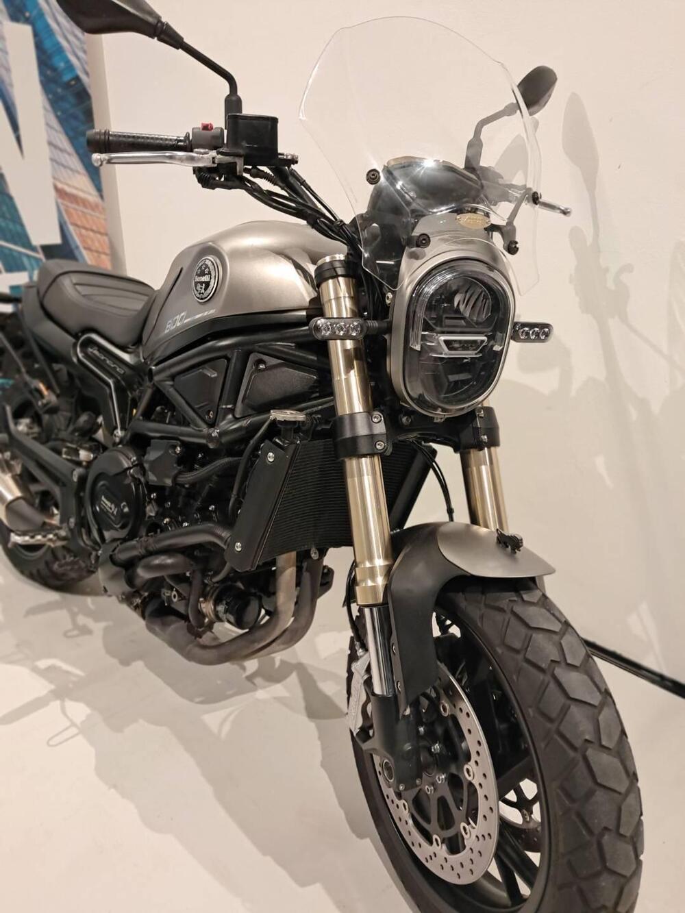 Benelli Leoncino 800 (2022 - 26) (3)