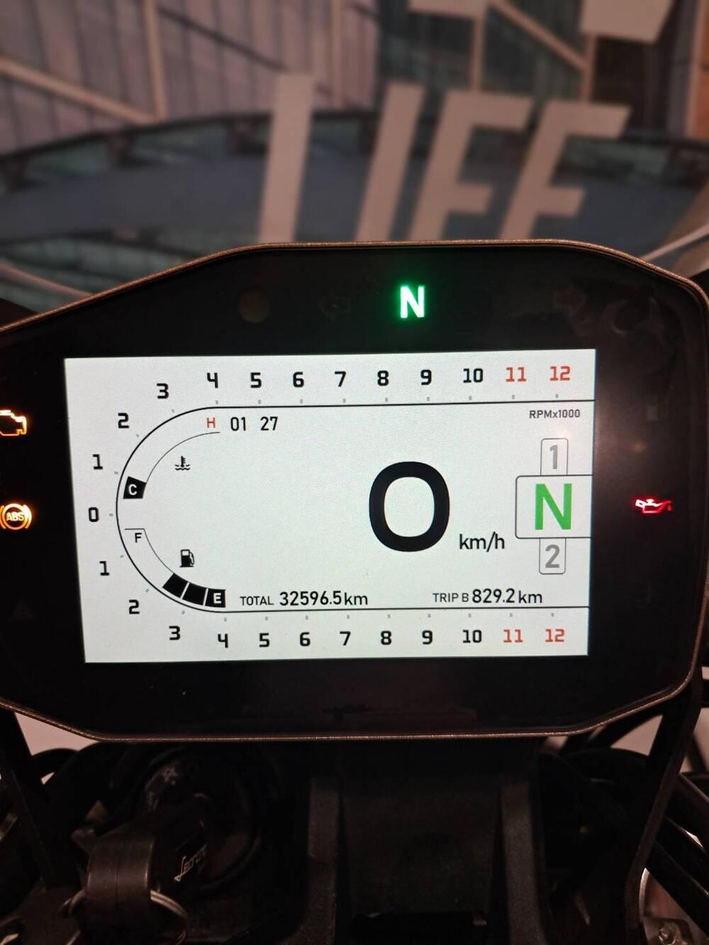 Benelli Leoncino 800 (2022 - 26) (7)