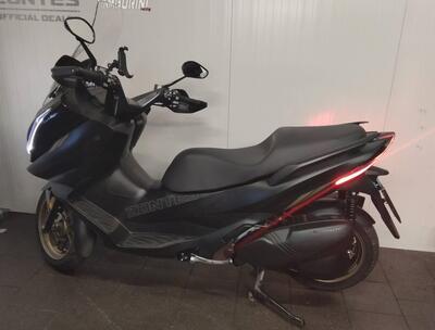 Zontes ZT350-E (2023 - 25) usata