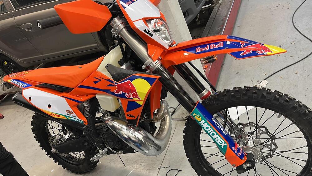KTM 300 EXC (2025) (5)