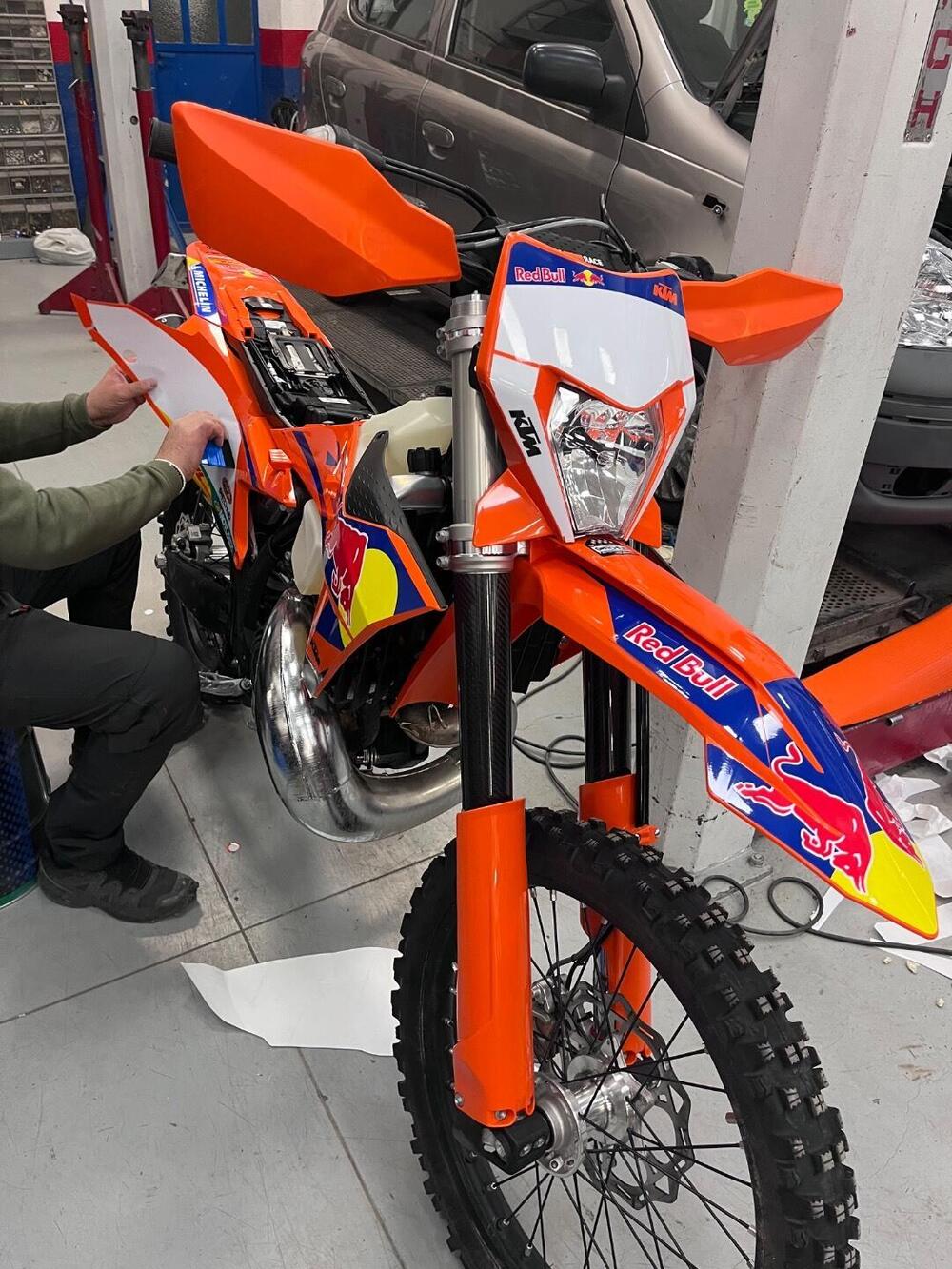 KTM 300 EXC (2025) (6)