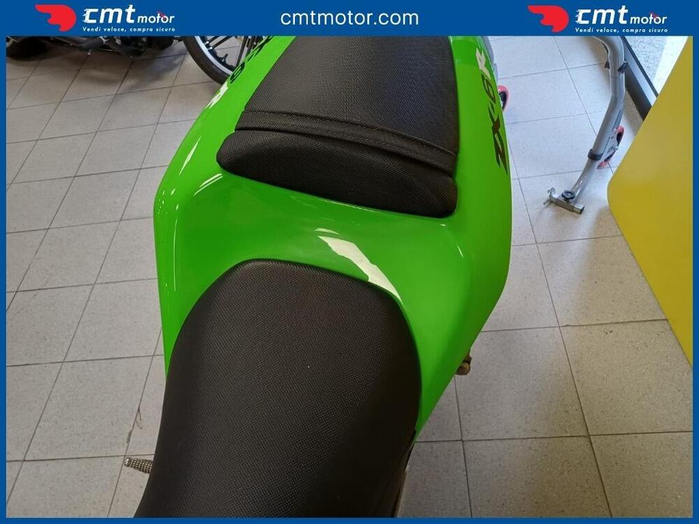 Kawasaki Ninja 636 ZX-6R (2005 - 06) (7)