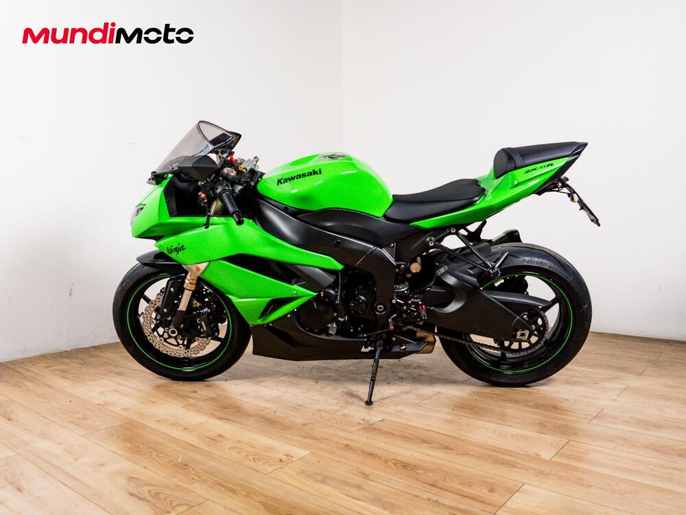 Kawasaki Ninja 600 ZX-6R (2007 - 08) (6)