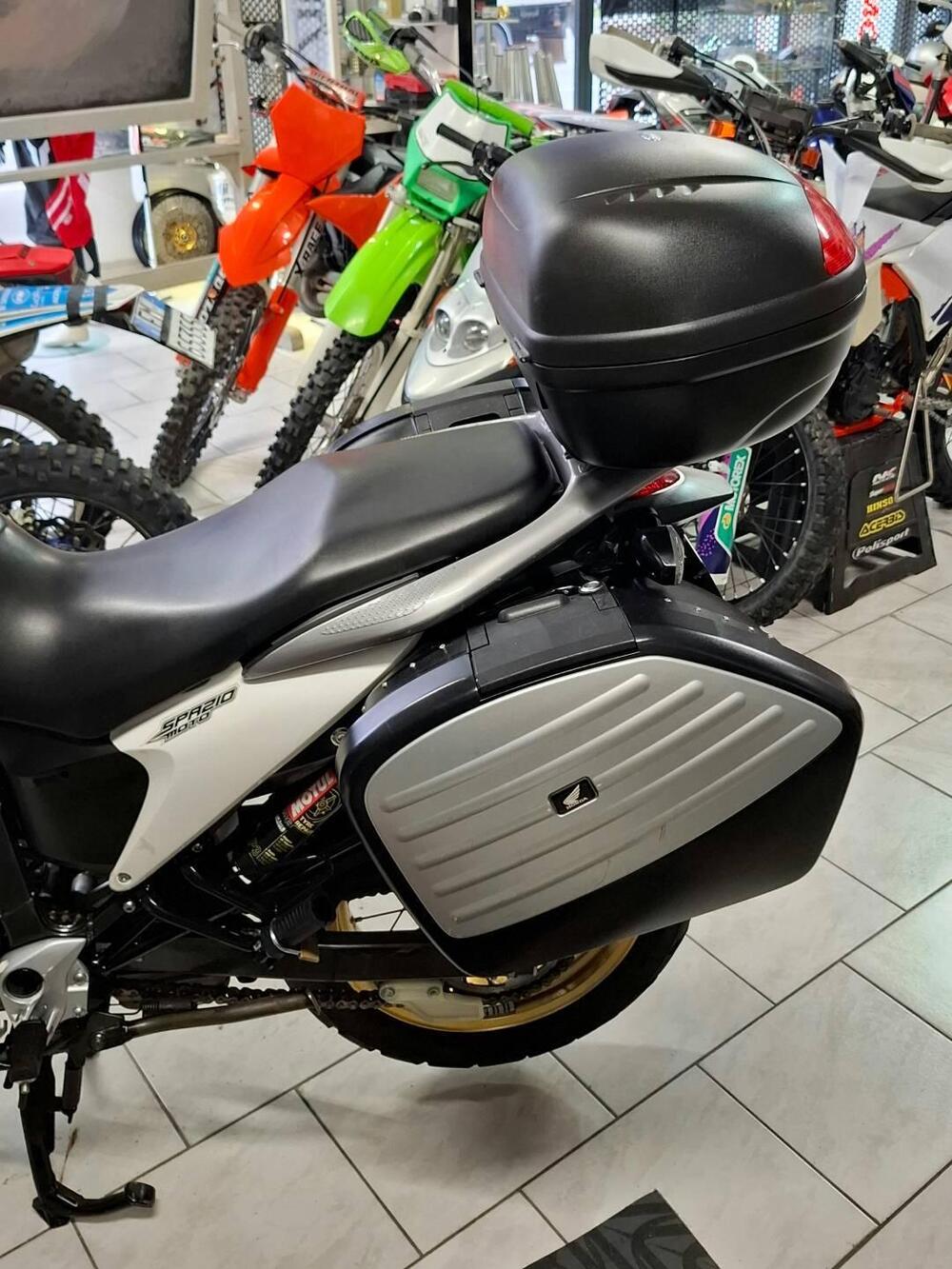 Honda Transalp XL 700 V (2007 - 2013) (7)
