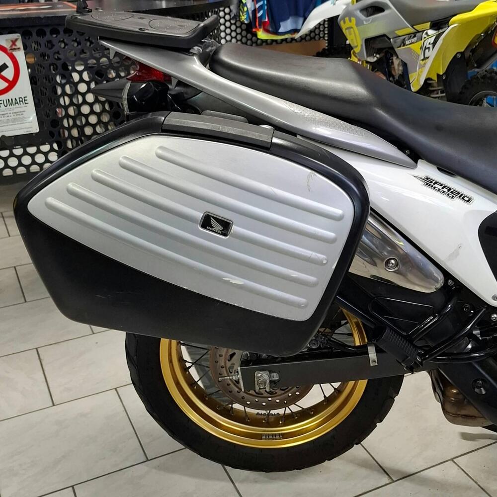 Honda Transalp XL 700 V (2007 - 2013) (9)