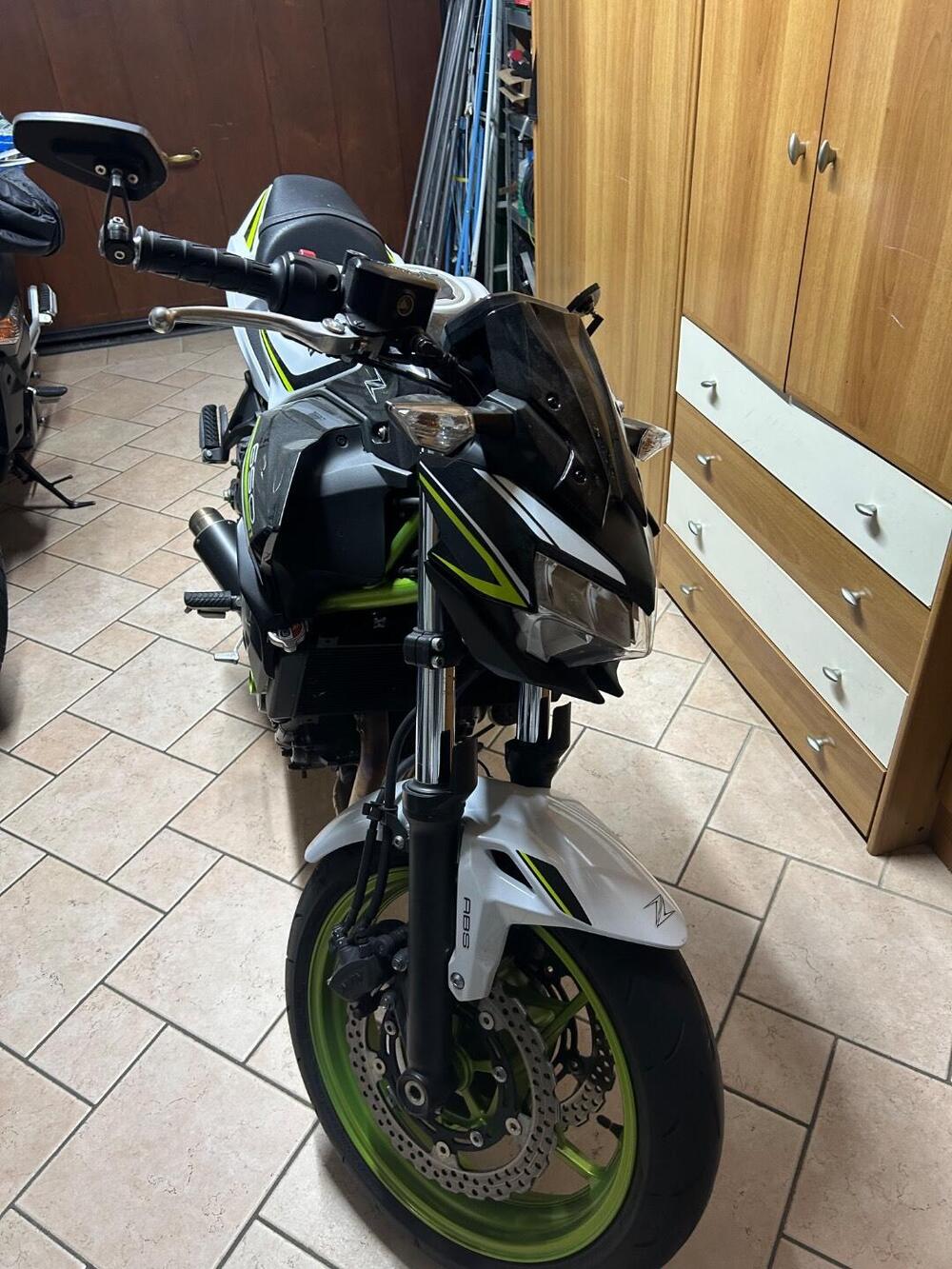 Kawasaki Z 650 (2021 - 24) (2)