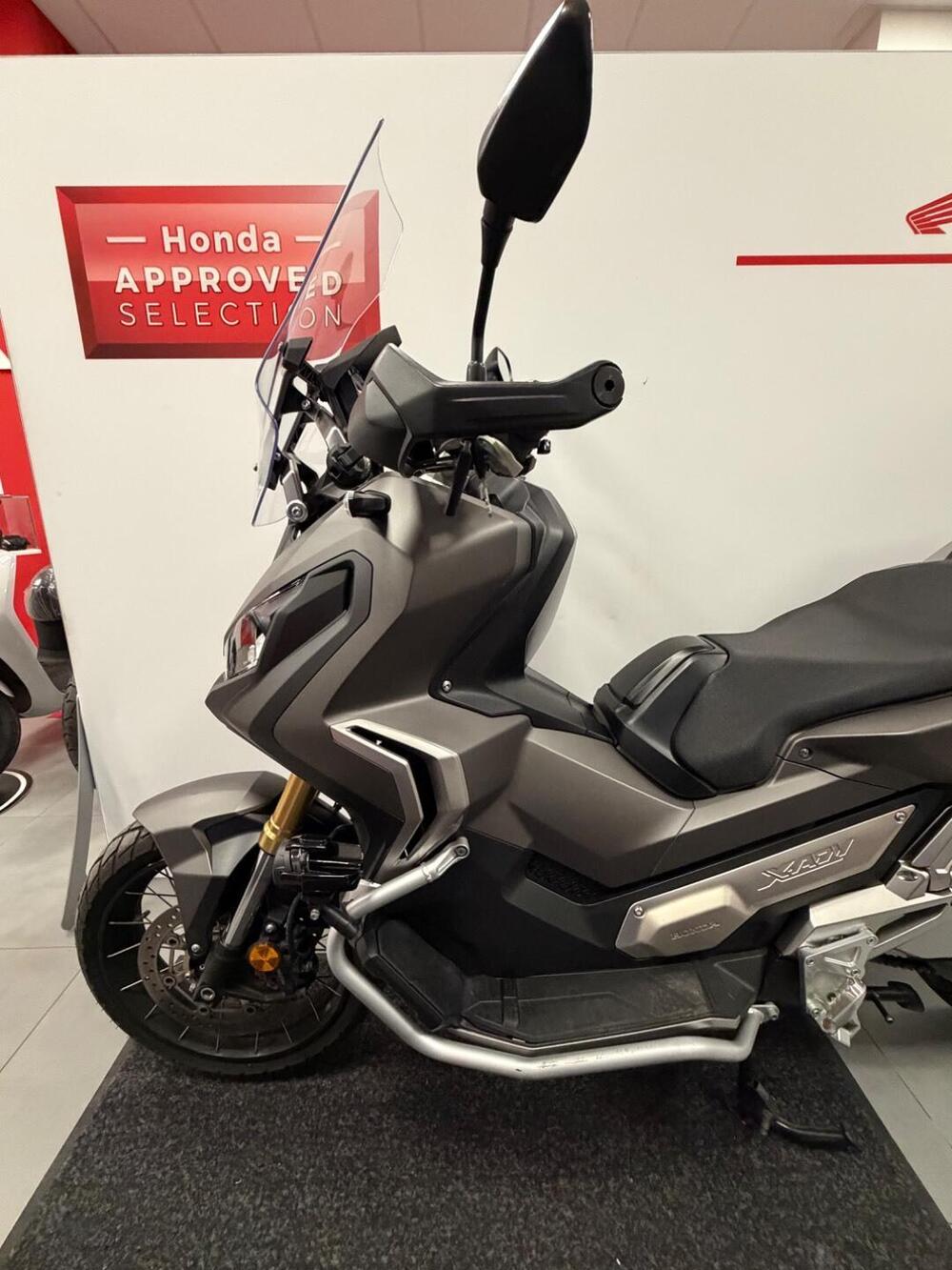 Honda X-ADV 750 (2017) (3)