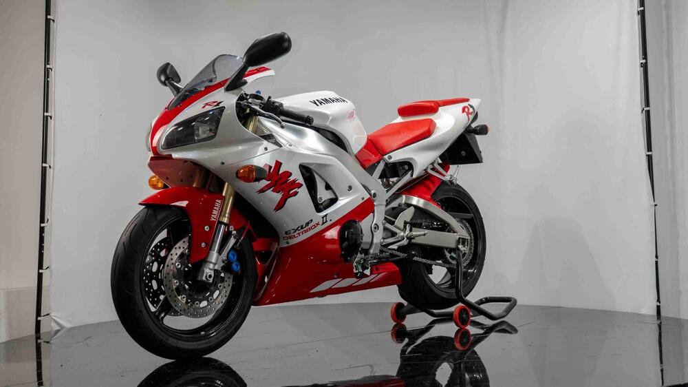 Yamaha YZF R1 (1998 - 99) (3)