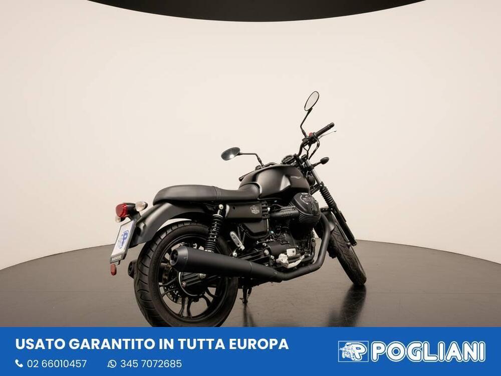Moto Guzzi V7 III Stone (2017 - 20) (6)