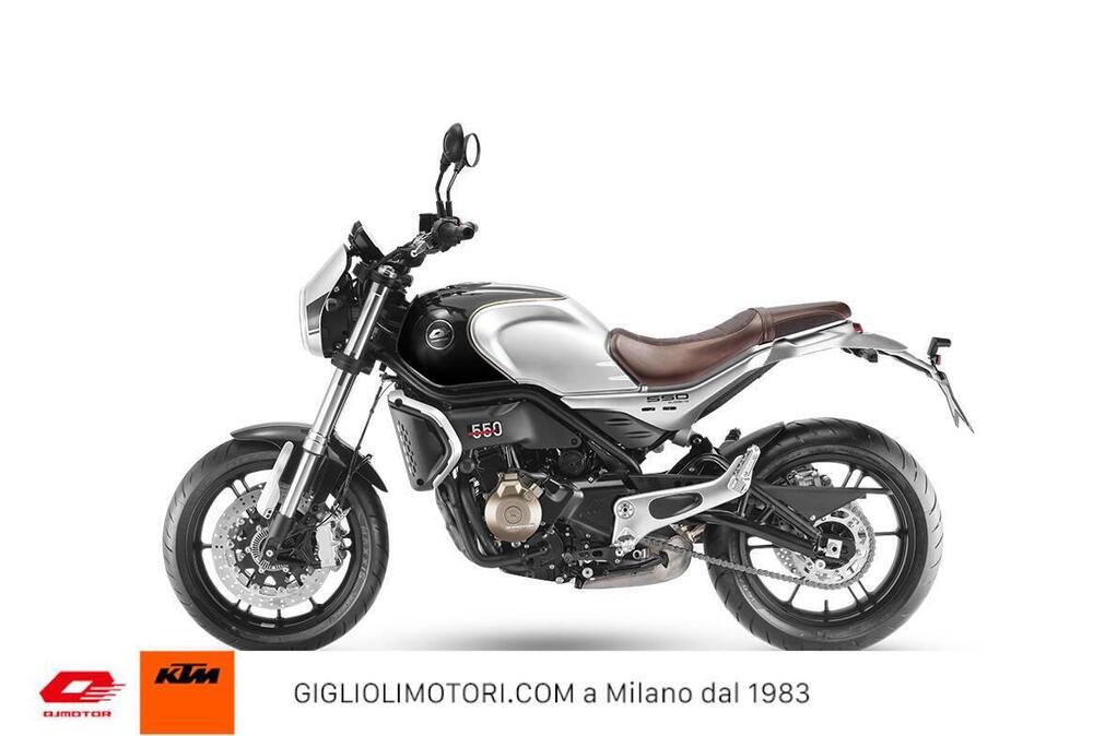 QJ Motor SRV 550 (2025 - 26) (5)