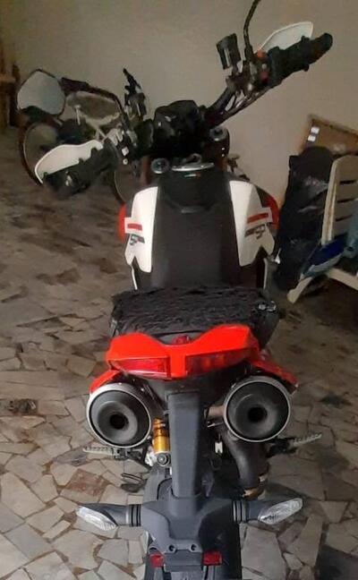 Ducati Hypermotard 950 SP (2022 - 25) usata
