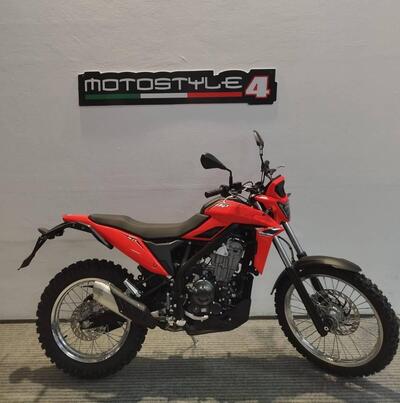 Betamotor Alp 4.0 (2024 - 26) nuova