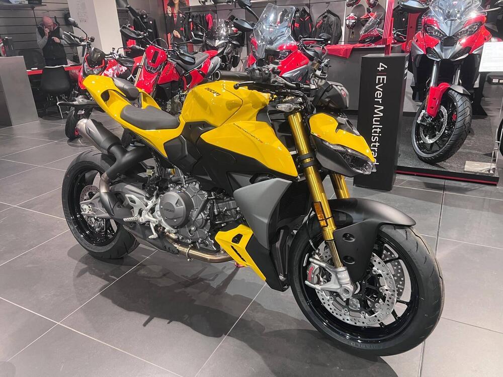 Ducati Streetfighter V2 S (2025 - 26)