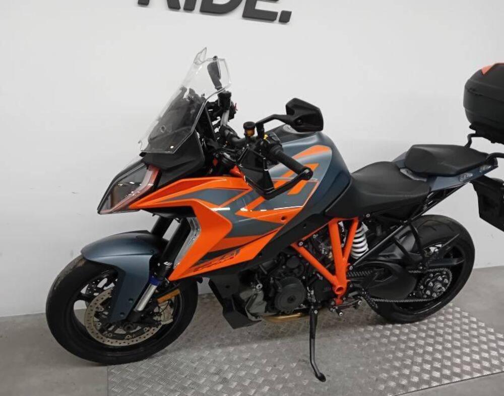 KTM 1290 Super Duke GT (2022 - 25) (4)