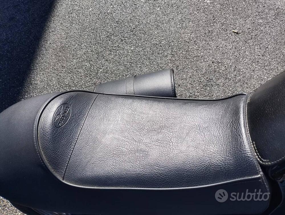 Moto Guzzi V7 Classic (2008 - 12) (5)