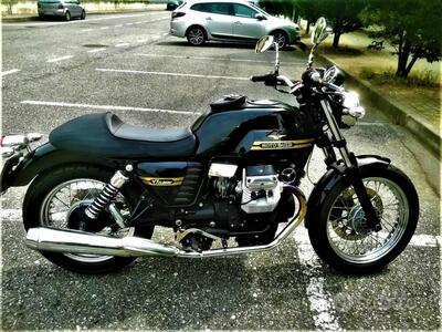 Moto Guzzi V7 Classic (2008 - 12) usata