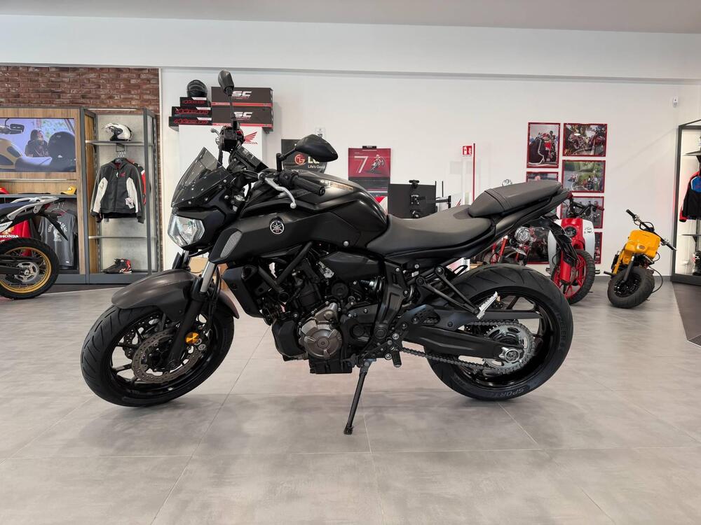 Yamaha MT-07 (2018 - 20) (3)