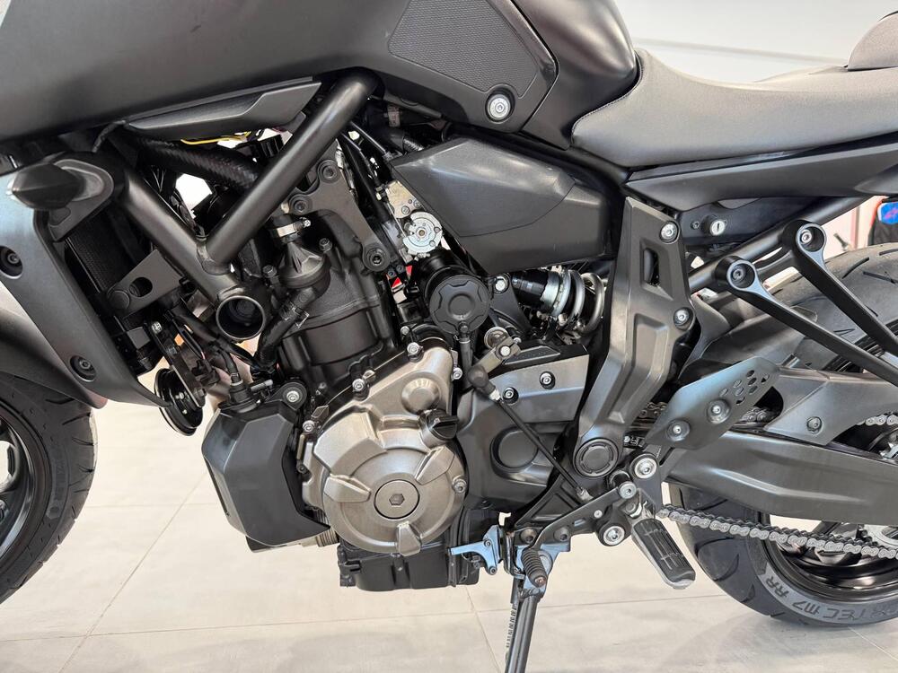 Yamaha MT-07 (2018 - 20) (10)
