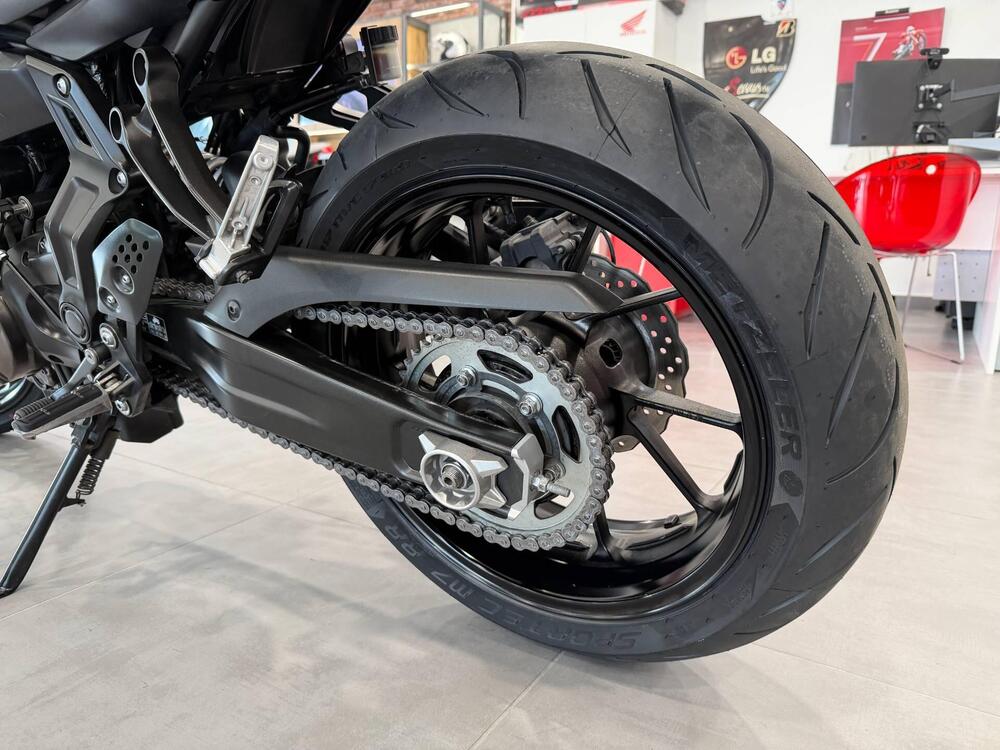 Yamaha MT-07 (2018 - 20) (11)