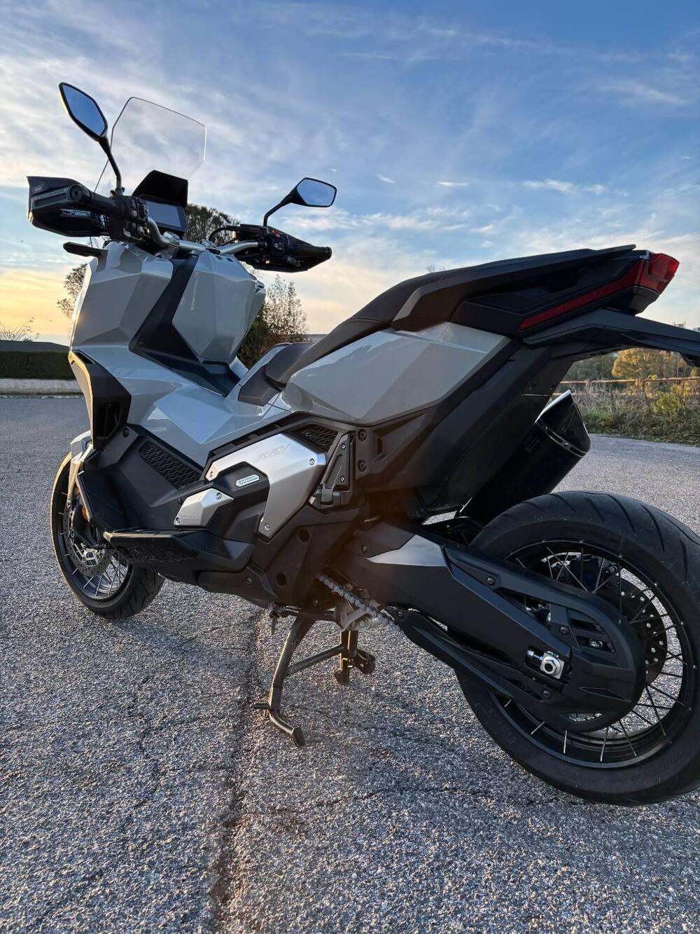 Honda X-ADV 750 DCT (2021 - 24) (5)