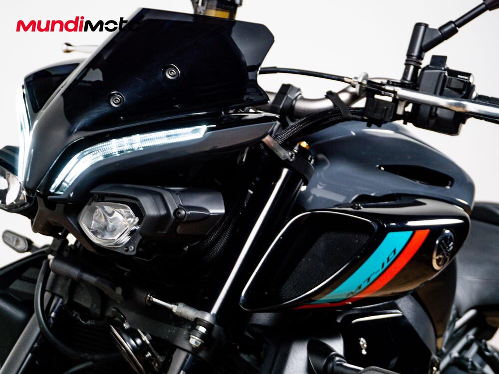 Yamaha MT-10 ABS (2016 - 17) (13)