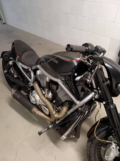 Harley-Davidson 1130 V-Rod (2007) - VRSCAW usata