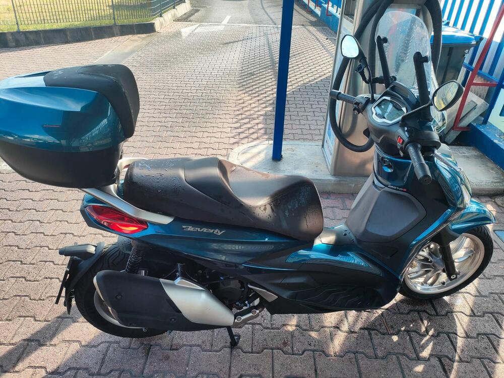 Piaggio Beverly 400 ABS-ASR (2021 - 24) (2)