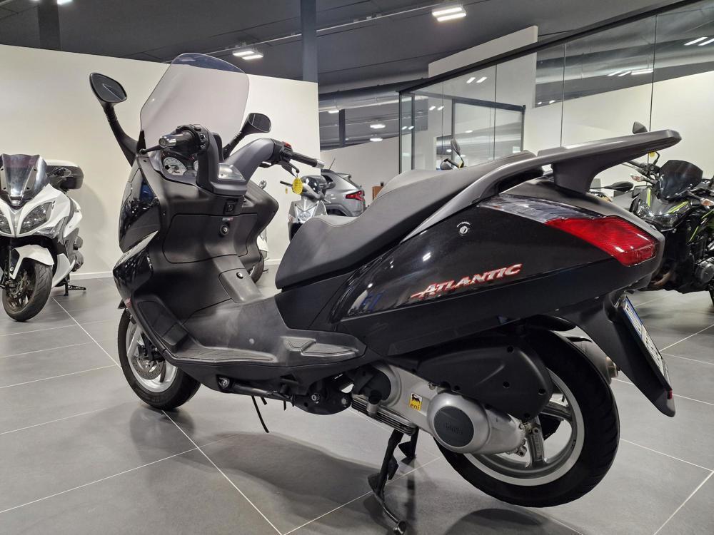 Aprilia Atlantic 300 (2010 - 14) (6)