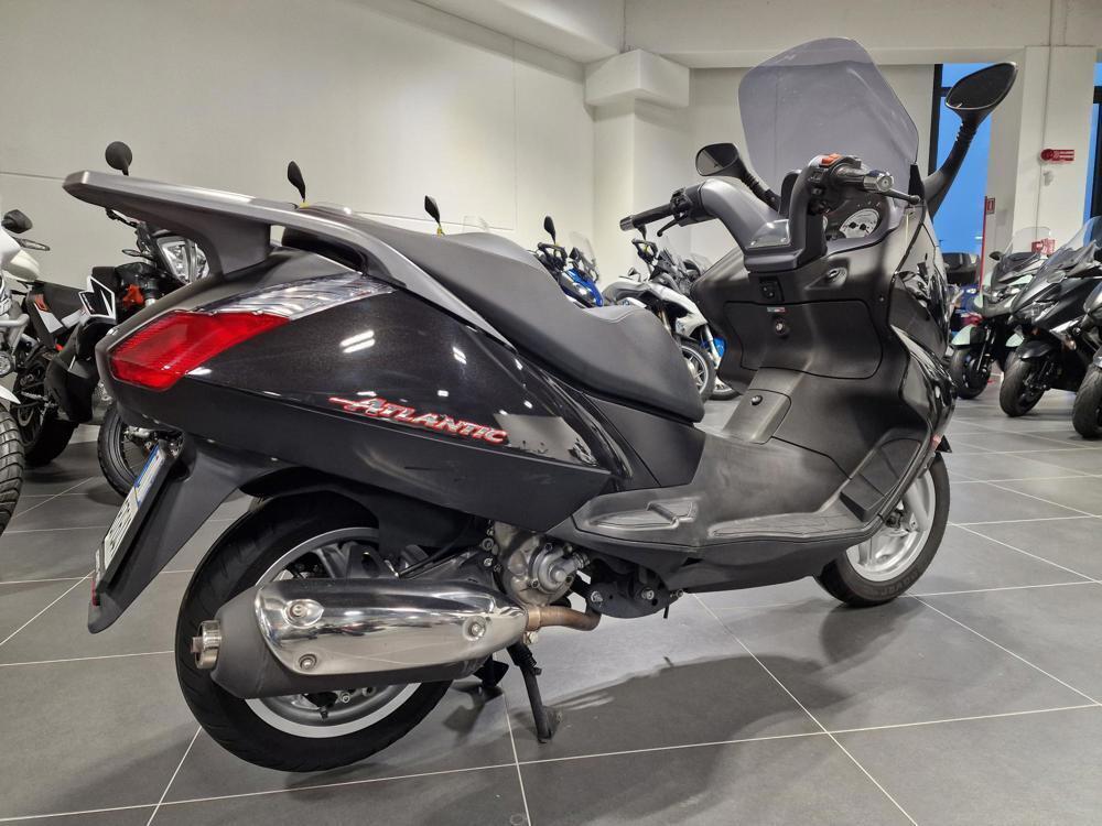 Aprilia Atlantic 300 (2010 - 14) (5)