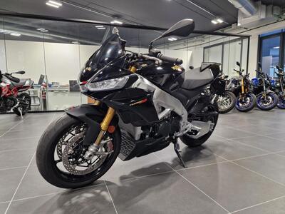 Aprilia Tuono V4 Factory (2021 - 24) usata