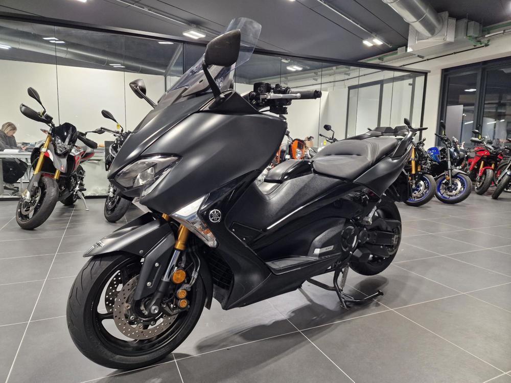 Yamaha T-Max 530 DX (2017 - 19)