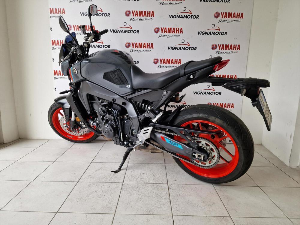 Yamaha MT-09 (2021 - 23) (4)