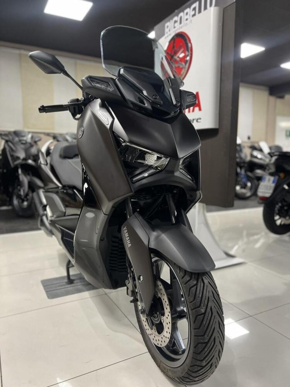 Yamaha X-Max 300 Tech Max (2021 - 24)