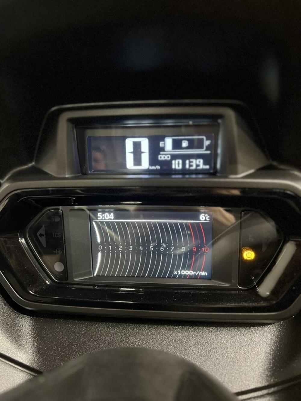 Yamaha X-Max 300 Tech Max (2021 - 24) (4)