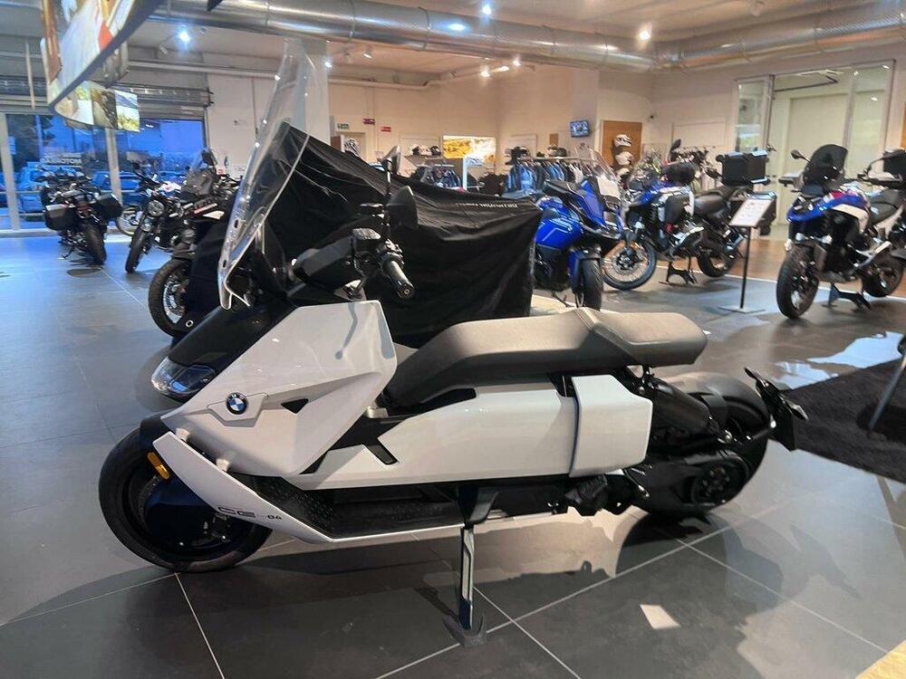 Bmw CE 04 (2021 - 25) (5)