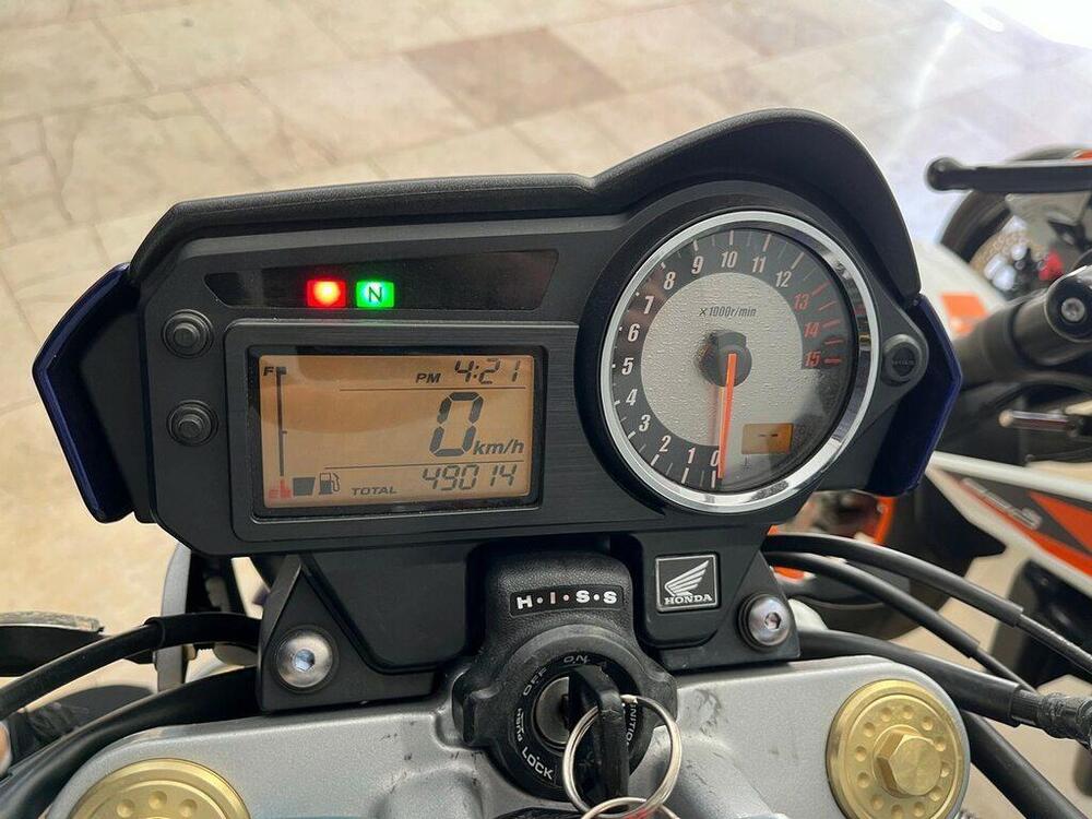 Honda Hornet 600 (2005 - 06) (7)