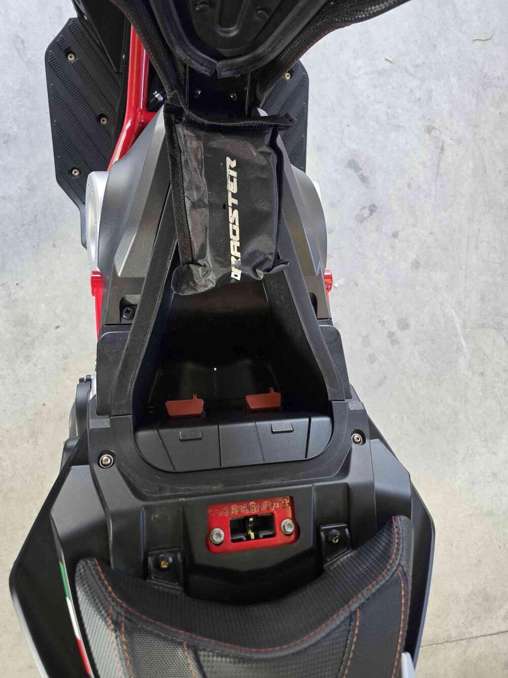 Italjet Moto Dragster 200 (2022 - 24) (23)